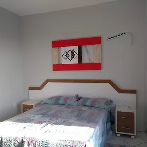 Ed. Ana Paula - Com 1 Apartamento Bombinhas